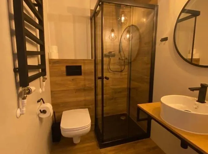 Hotel Pokoje Gościnne Arkada *